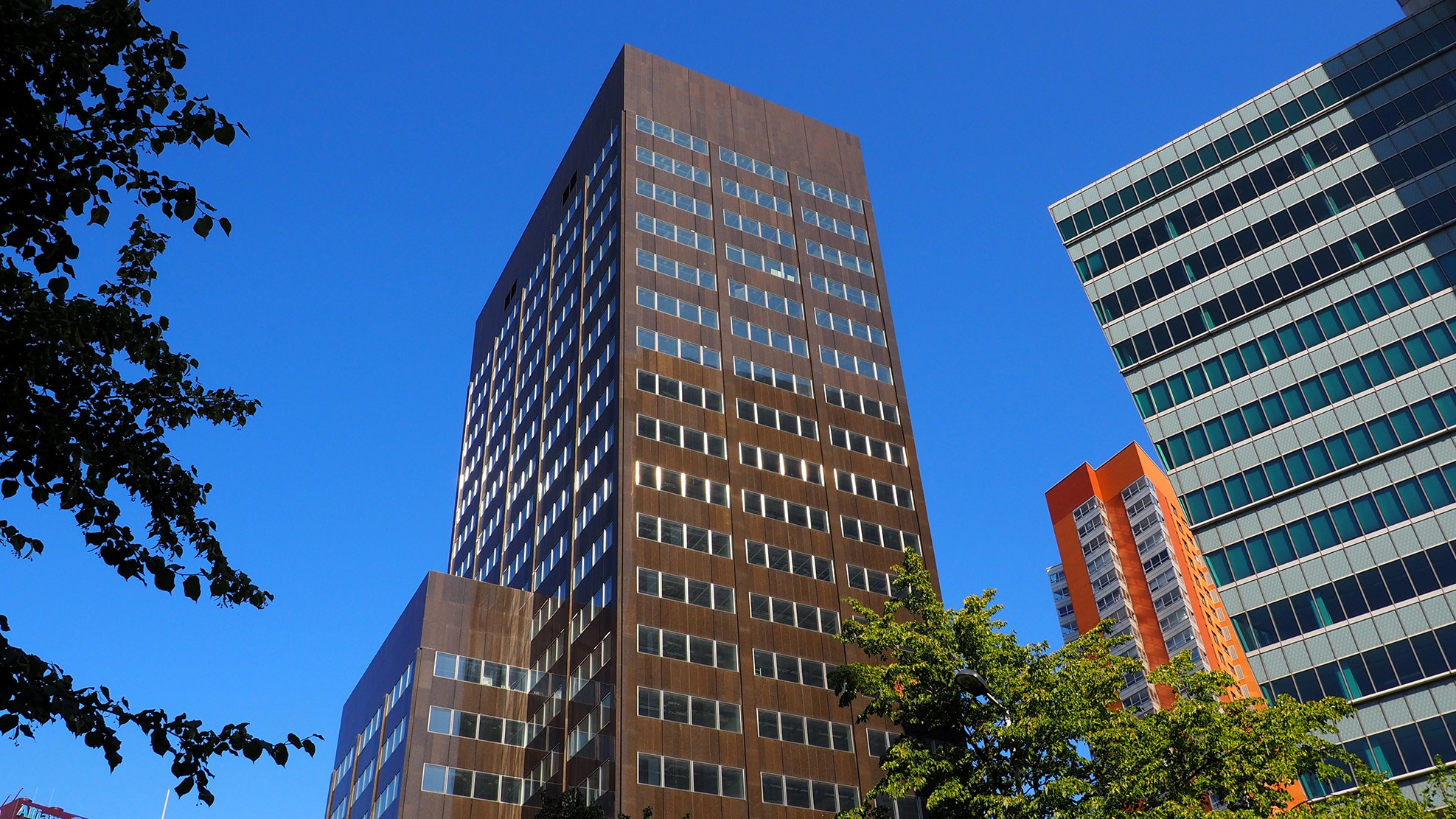 Allianz Tower 